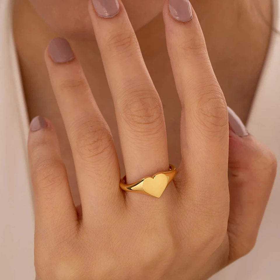 14K Gold Heart Signet Statement Ring