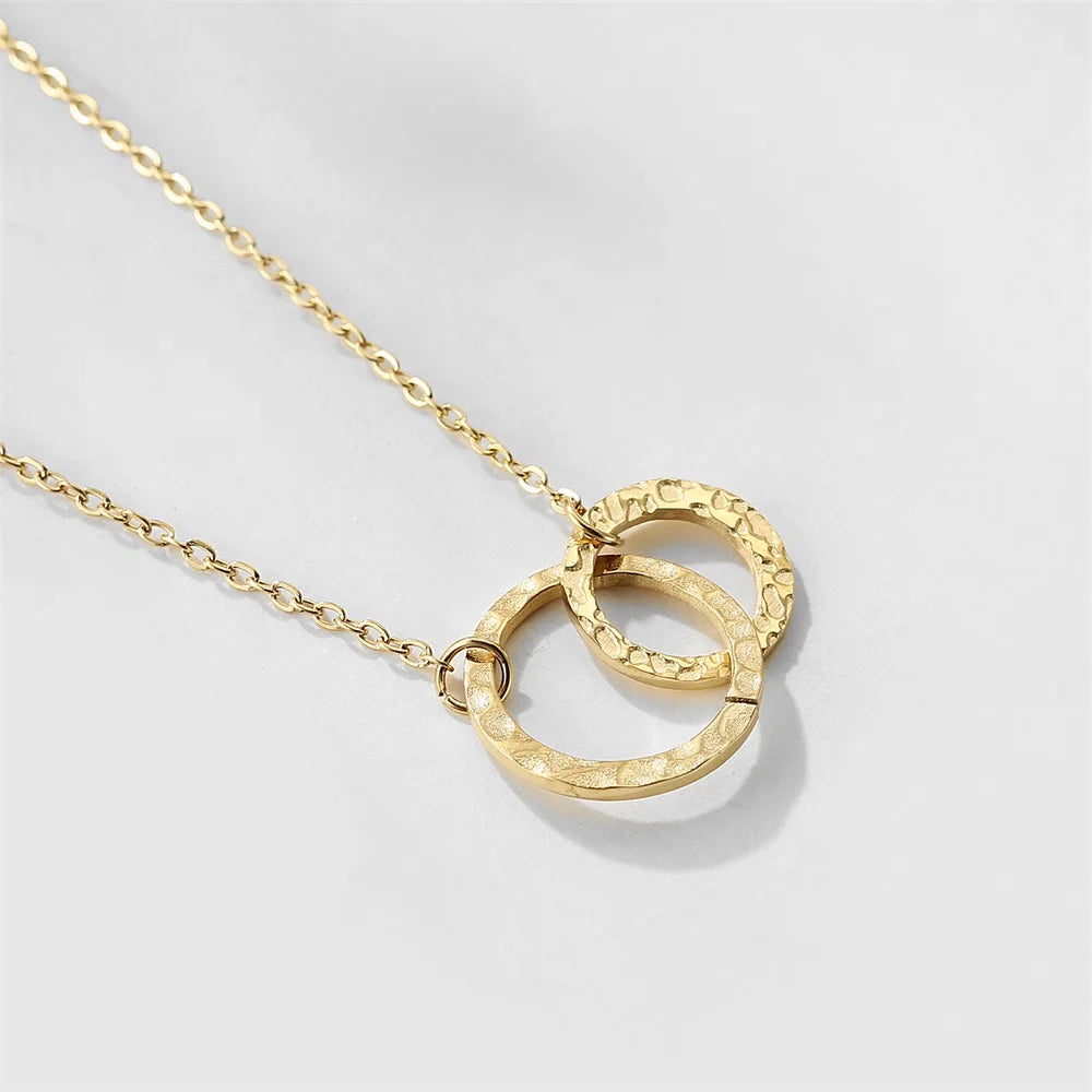 Interlocking Double Circle Necklace