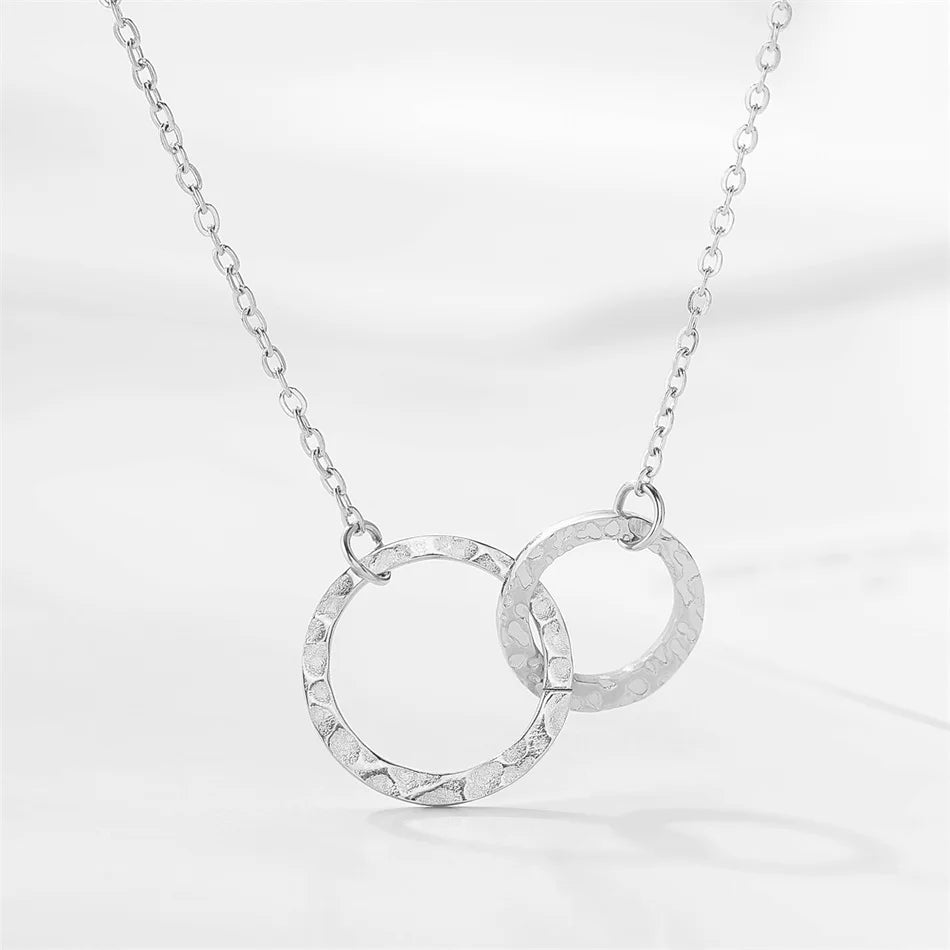 Interlocking Double Circle Necklace